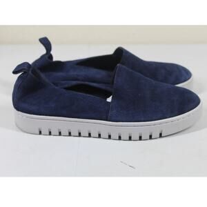 VIONIC Suede Uptown A-line Comfort Slip On Sneakers size 7